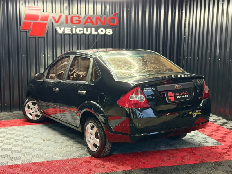 FIESTA 1.0 MPI 8V GASOLINA 4P MANUAL - 2010 - CAXIAS DO SUL