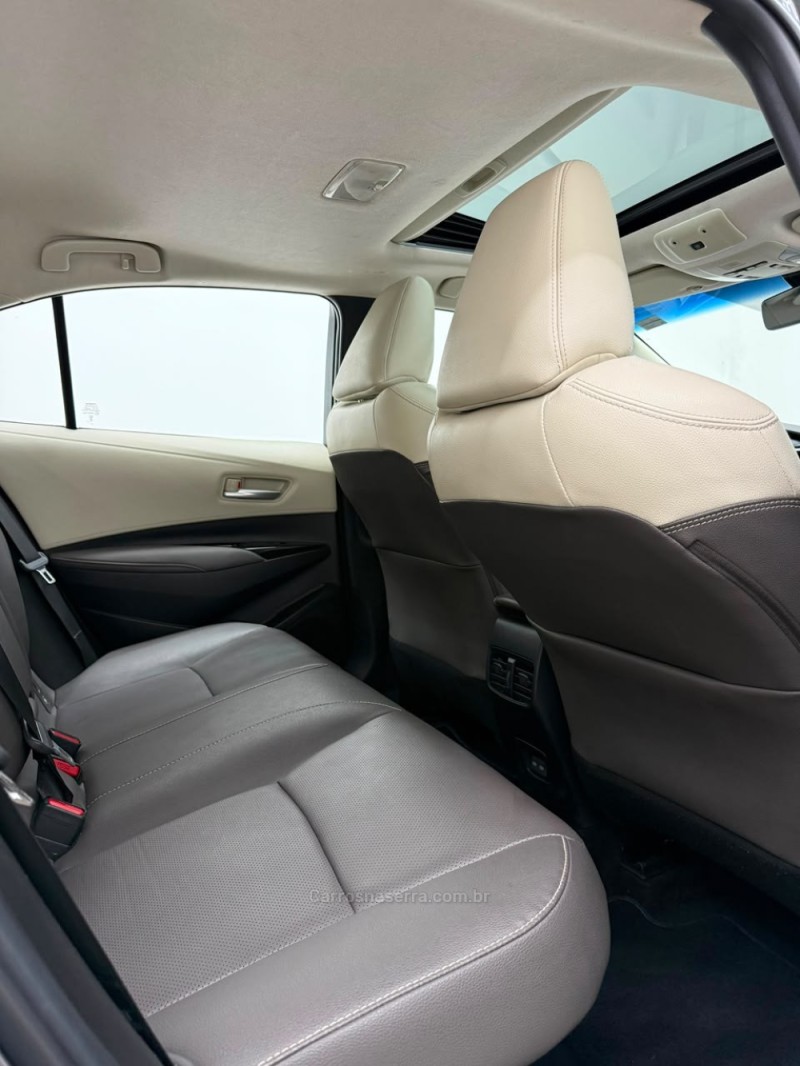 COROLLA 1.8 ALTIS PREMIUM 16V HÍBRIDO 4P AUTOMÁTICO - 2024 - CAXIAS DO SUL