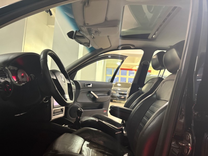 GOLF 1.6 MI SPORTLINE LIMITED EDITION 8V FLEX 4P MANUAL - 2013 - BENTO GONçALVES