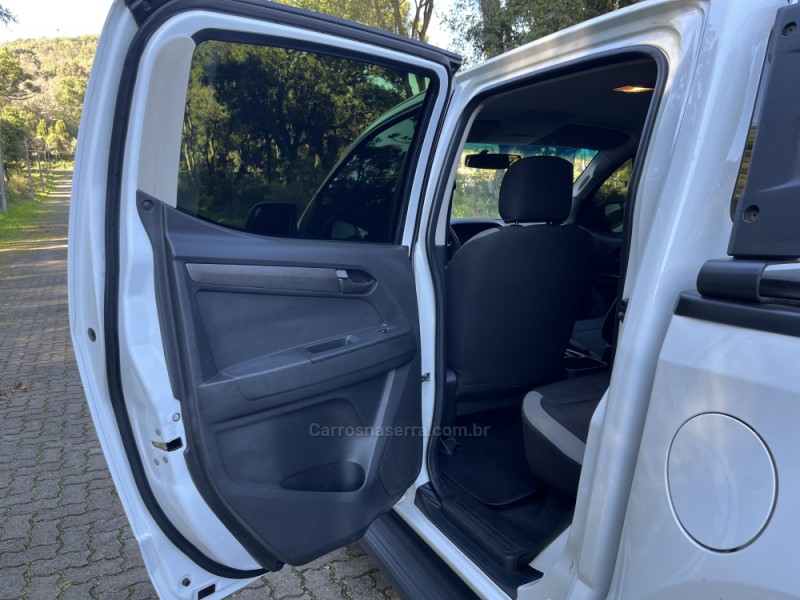 S10 2.8 LS 4X4 CD 16V TURBO DIESEL 4P MANUAL - 2019 - NOVA BASSANO