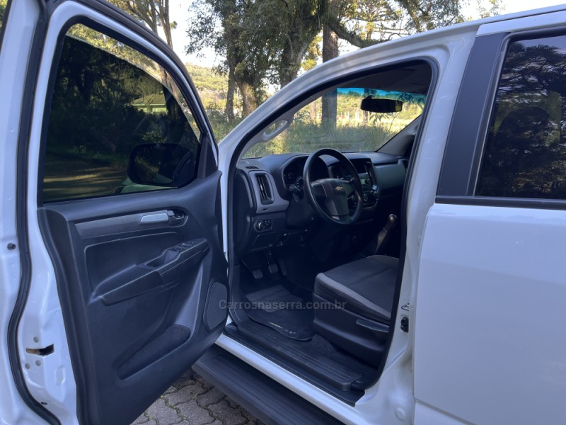 S10 2.8 LS 4X4 CD 16V TURBO DIESEL 4P MANUAL - 2019 - NOVA BASSANO