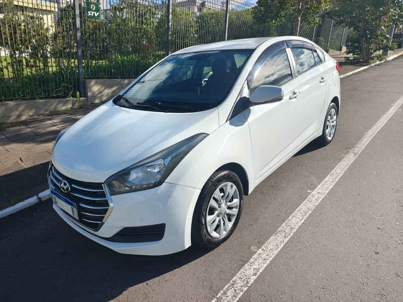 HB20S 1.6 COMFORT PLUS 16V FLEX 4P AUTOMÁTICO - 2016 - FARROUPILHA
