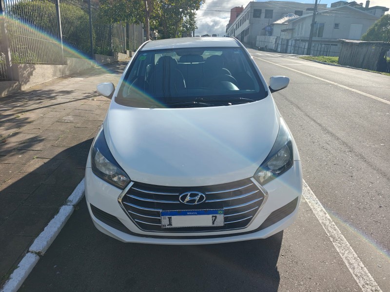 HB20S 1.6 COMFORT PLUS 16V FLEX 4P AUTOMÁTICO - 2016 - FARROUPILHA