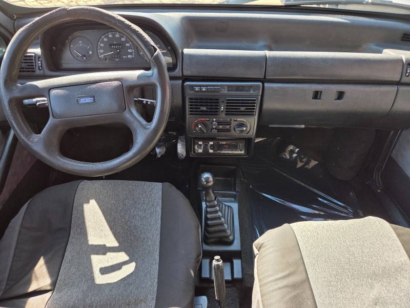 UNO 1.0 MPI MILLE ELX 8V GASOLINA 4P MANUAL - 1995 - VACARIA