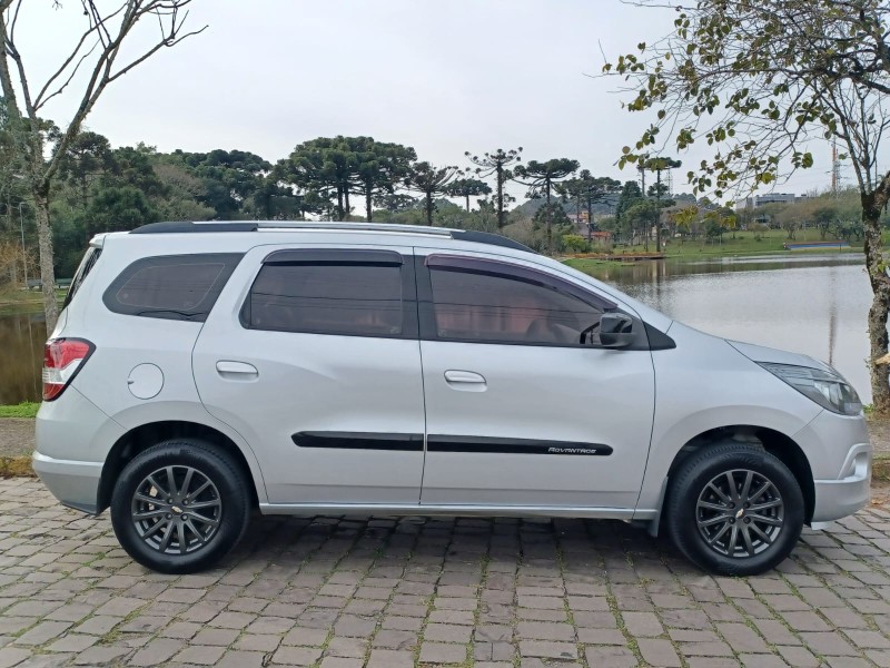 SPIN 1.8 LT 8V FLEX 4P AUTOMÁTICO - 2015 - VACARIA
