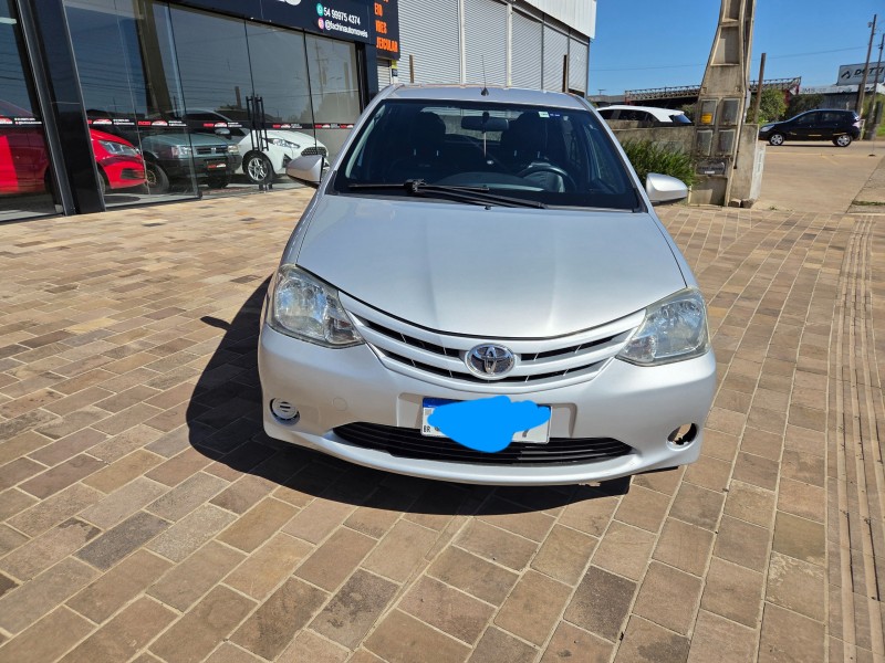 ETIOS 1.3 X 16V FLEX 4P MANUAL - 2015 - VACARIA