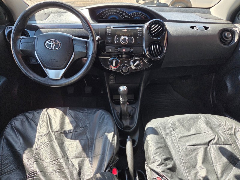 ETIOS 1.3 X 16V FLEX 4P MANUAL - 2015 - VACARIA