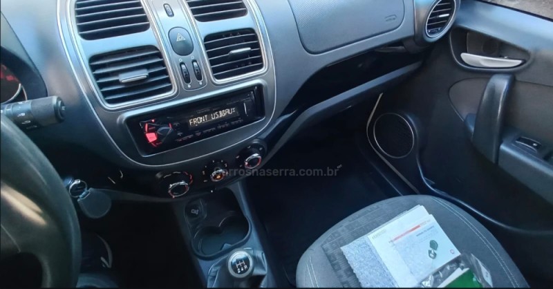 PALIO 1.0 MPI ATTRACTIVE 8V FLEX 4P MANUAL - 2017 - PICADA CAFé