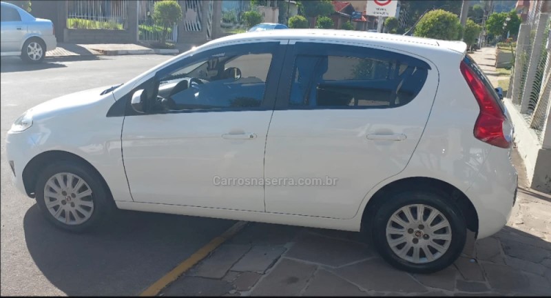 PALIO 1.0 MPI ATTRACTIVE 8V FLEX 4P MANUAL - 2017 - PICADA CAFé