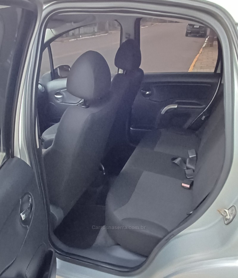 C3 1.4 I GLX 8V FLEX 4P MANUAL - 2011 - FARROUPILHA