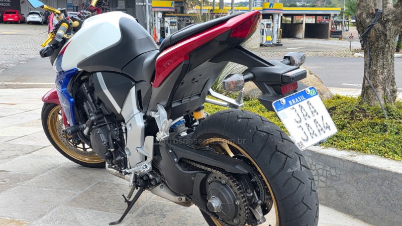 CB 1000R ABS - 2013 - SãO MARCOS