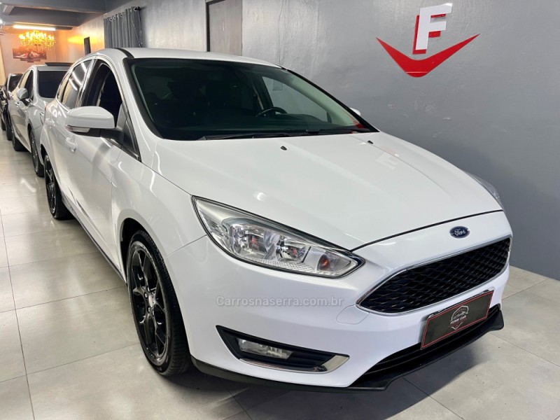 focus 1.6 se plus 16v flex 4p manual 2016 caxias do sul