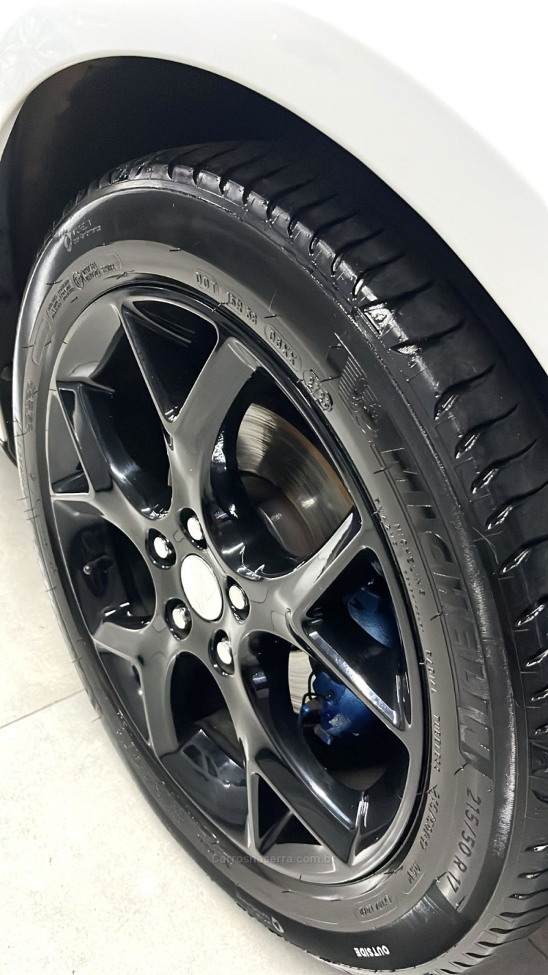 FOCUS 1.6 SE PLUS 16V FLEX 4P MANUAL - 2016 - CAXIAS DO SUL