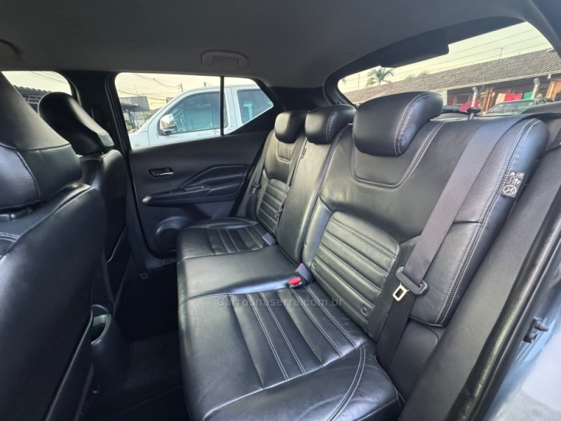 KICKS 1.6 16V FLEX SL 4P XTRONIC - 2017 - IGREJINHA