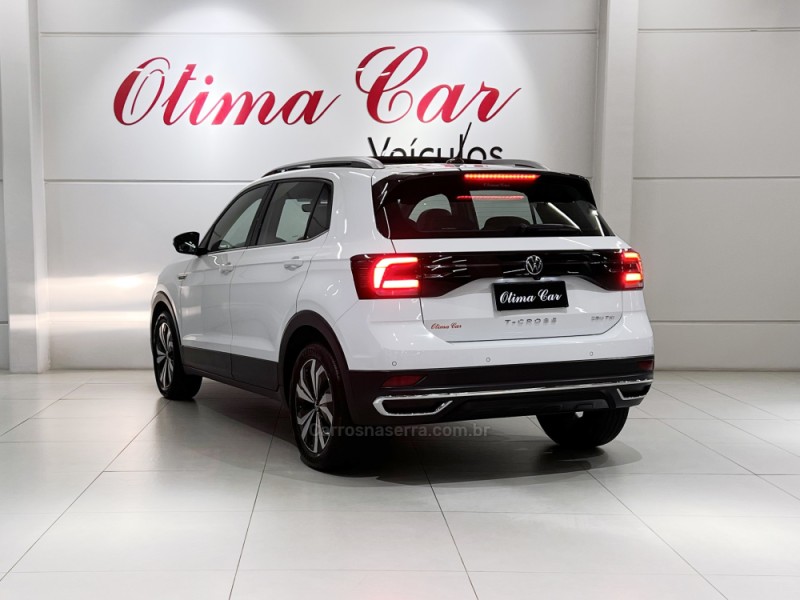T-CROSS 1.4 HIGHLINE TSI 16V FLEX 4P AUTOMÁTICO - 2022 - FLORES DA CUNHA