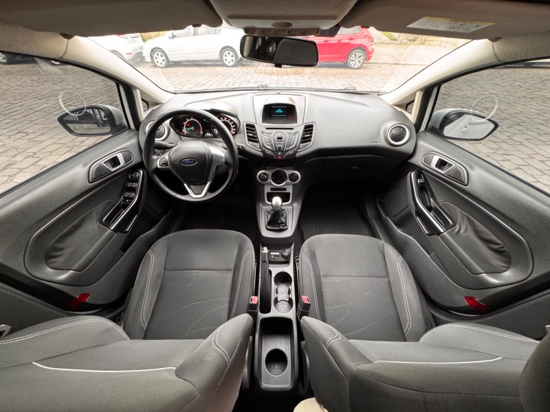 FIESTA 1.6 SE HATCH PLUS 16V FLEX 4P MANUAL - 2016 - CAXIAS DO SUL
