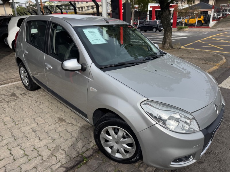 SANDERO 1.6 PRIVILÉGE 8V FLEX 4P AUTOMÁTICO
