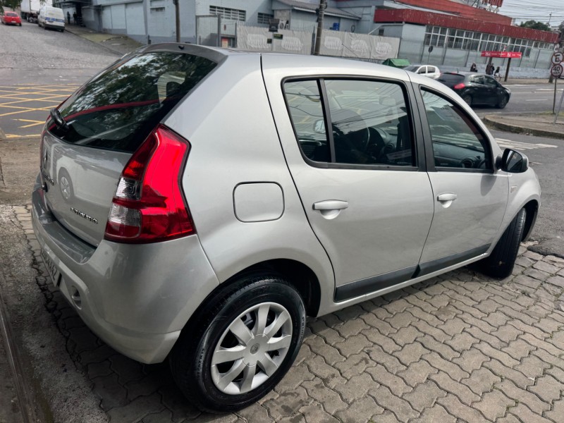 SANDERO 1.6 PRIVILÉGE 8V FLEX 4P AUTOMÁTICO - 2013 - CAXIAS DO SUL