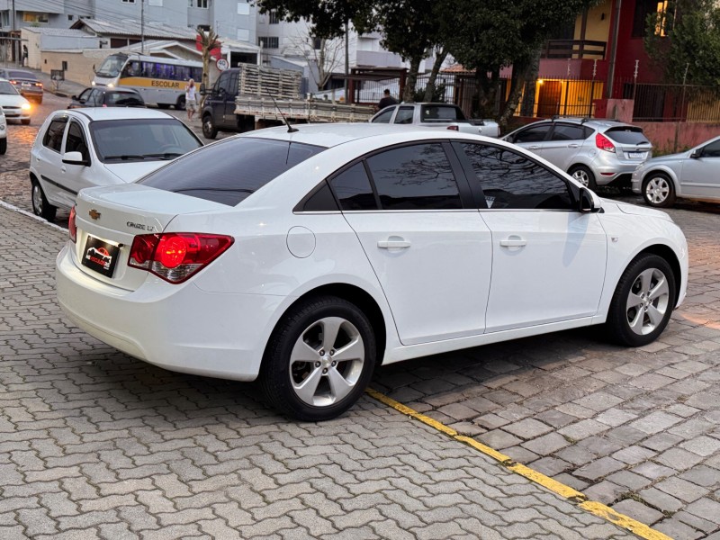 CRUZE 1.8 LT 16V FLEX 4P MANUAL - 2013 - CAXIAS DO SUL