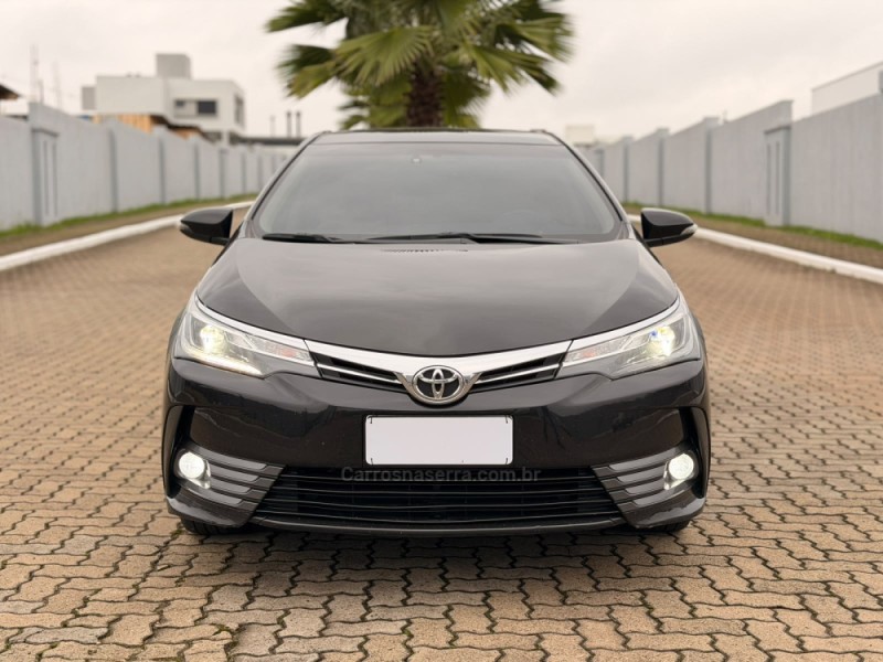 COROLLA 2.0 ALTIS PREMIUM 16V FLEX 4P AUTOMÁTICO - 2018 - LAJEADO