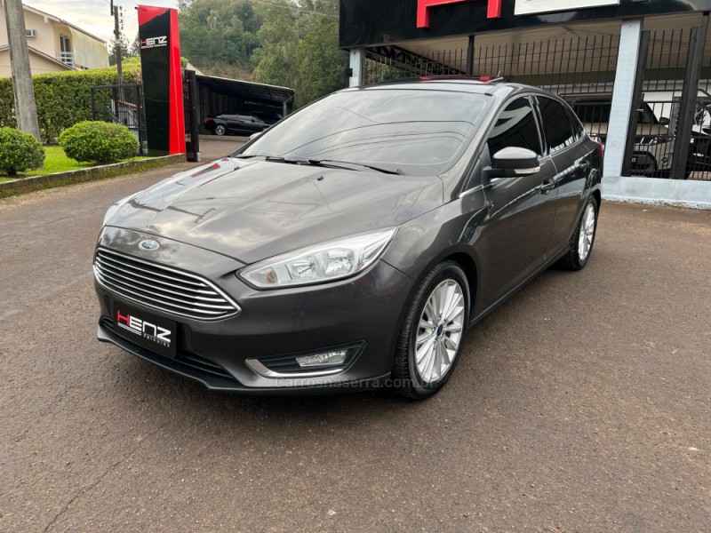 focus 2.0 titanium fastback 16v flex 4p automatico 2018 bom principio