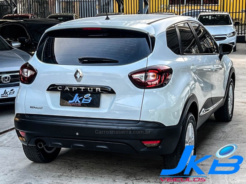 CAPTUR 1.6 LIFE 16V FLEX 4P AUTOMÁTICO - 2019 - NOVO HAMBURGO