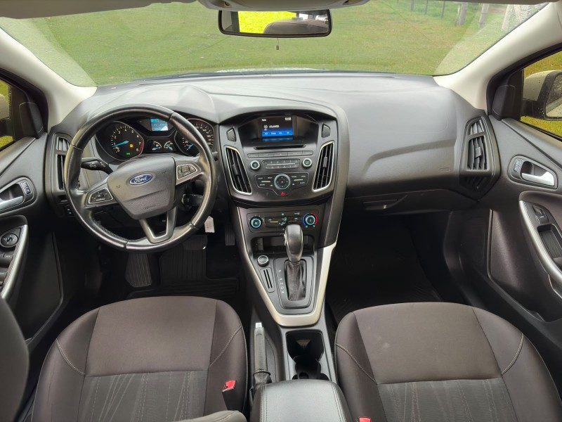 FOCUS 2.0 SE SEDAN 16V FLEX 4P AUTOMÁTICO - 2018 - FARROUPILHA