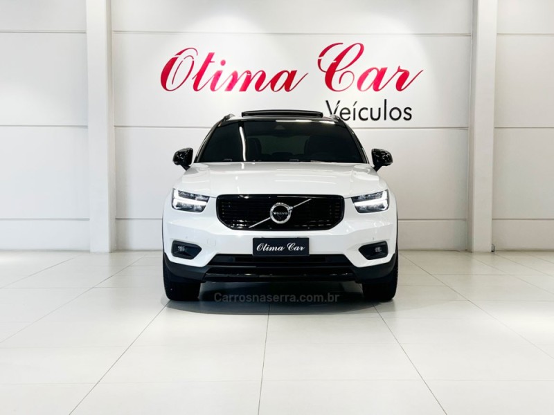 XC 40 2.0 T5 GASOLINA R-DESIGN SPE AWD GEARTRONIC - 2020 - FLORES DA CUNHA