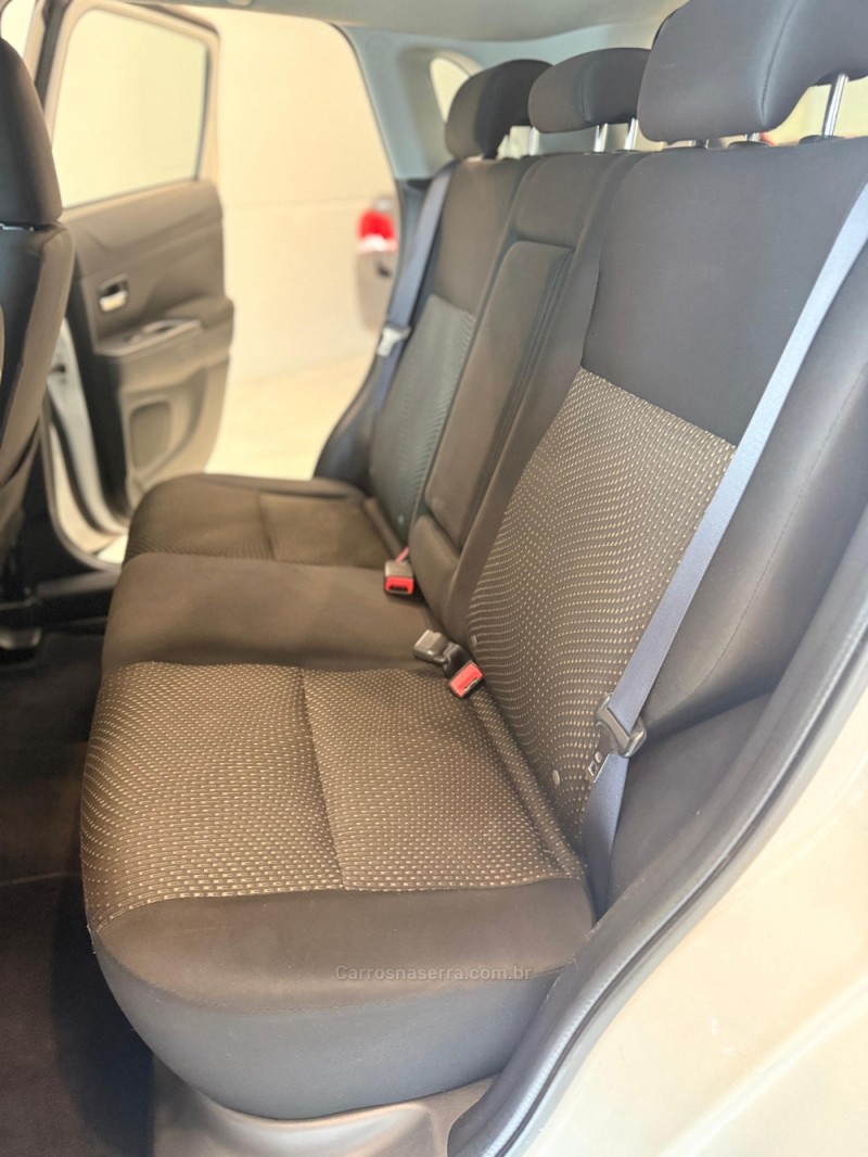 ASX 2.0 4X2 16V FLEX 4P AUTOMÁTICA - 2013 - BENTO GONçALVES