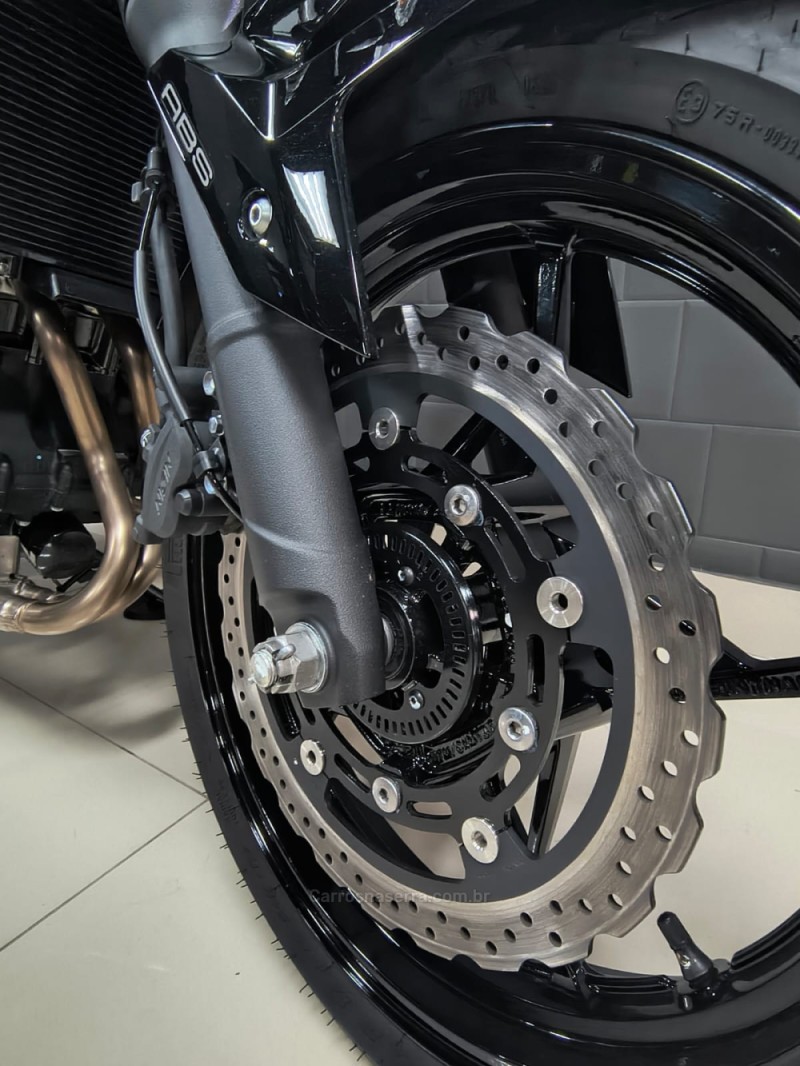 Z400  - 2024 - CAXIAS DO SUL