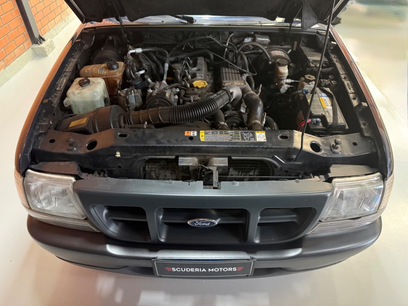 RANGER 2.8 XL 4X4 CD 8V TURBO INTERCOOLER DIESEL 4P MANUAL - 2003 - BENTO GONçALVES