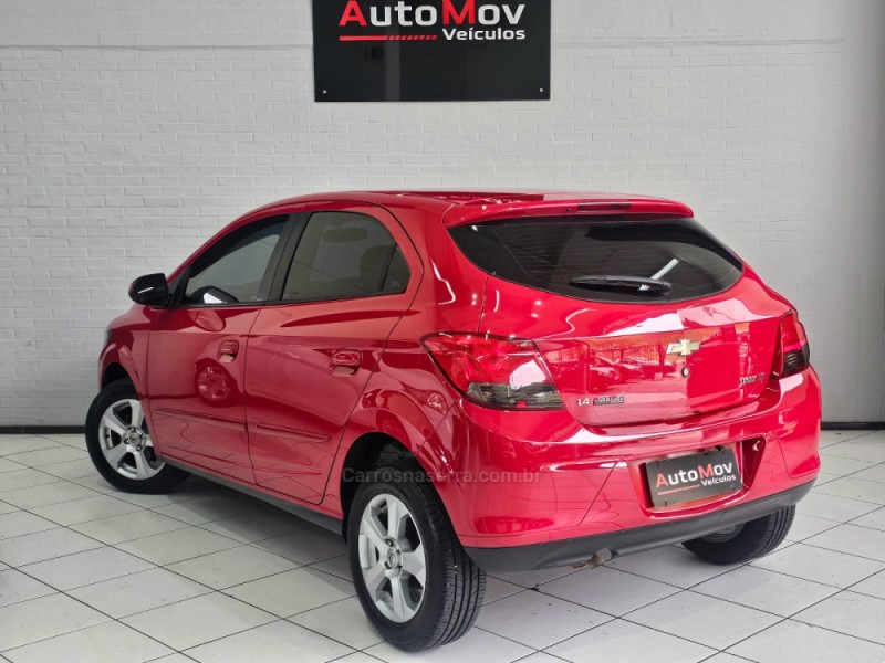 ONIX 1.4 MPFI LT 8V FLEX 4P MANUAL - 2014 - CAXIAS DO SUL