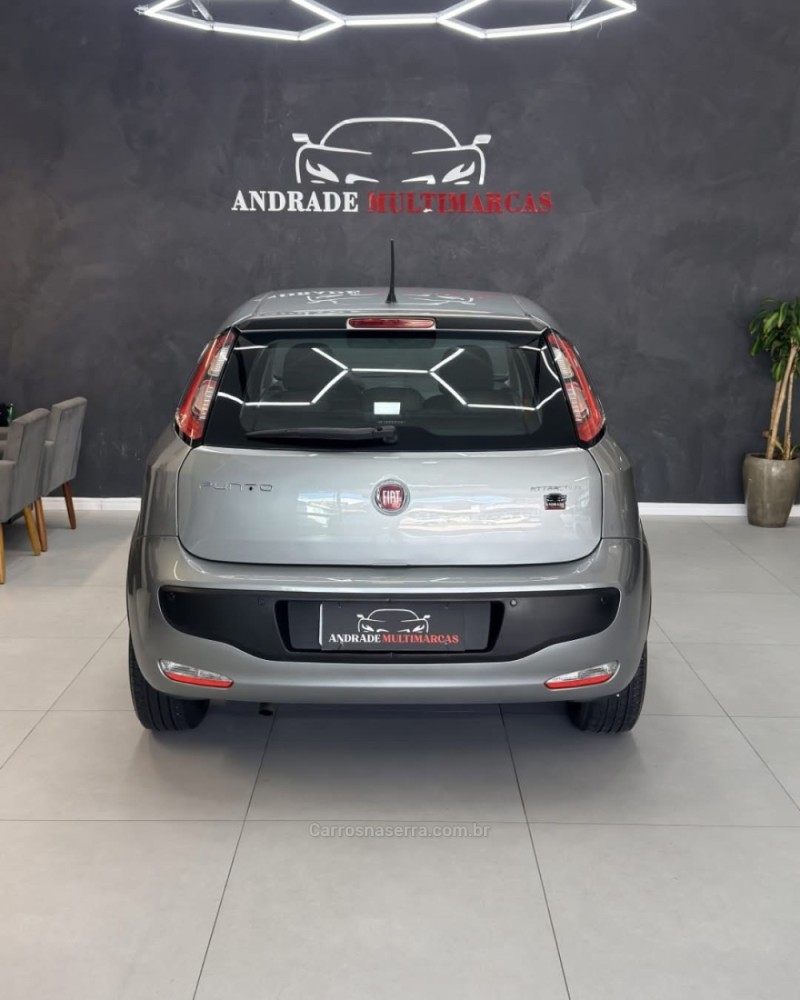 PUNTO 1.4 ATTRACTIVE ITALIA 8V FLEX 4P MANUAL - 2016 - CAXIAS DO SUL