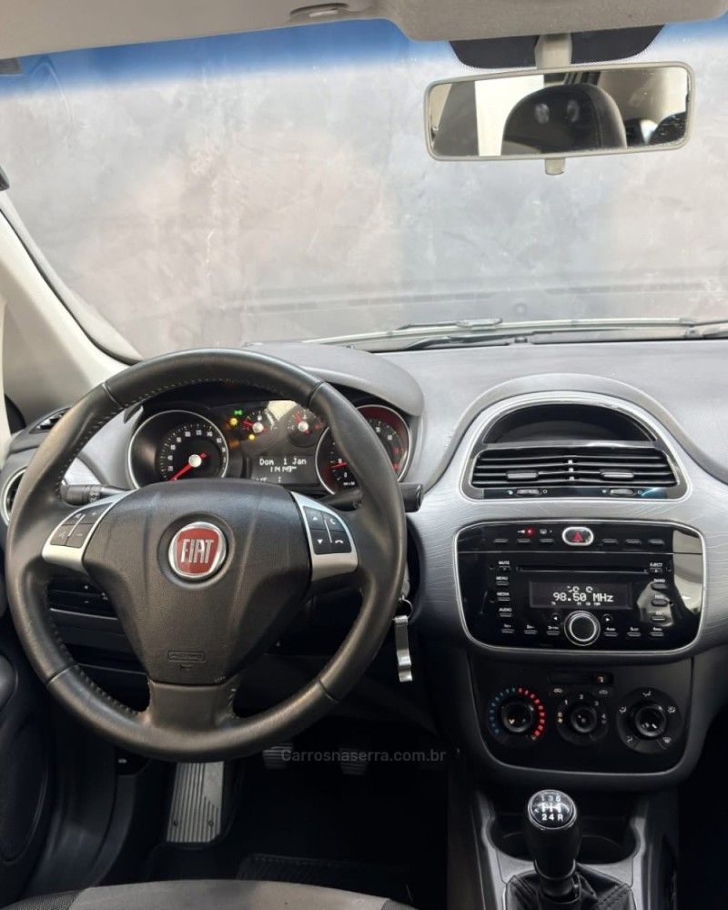 PUNTO 1.4 ATTRACTIVE ITALIA 8V FLEX 4P MANUAL - 2016 - CAXIAS DO SUL
