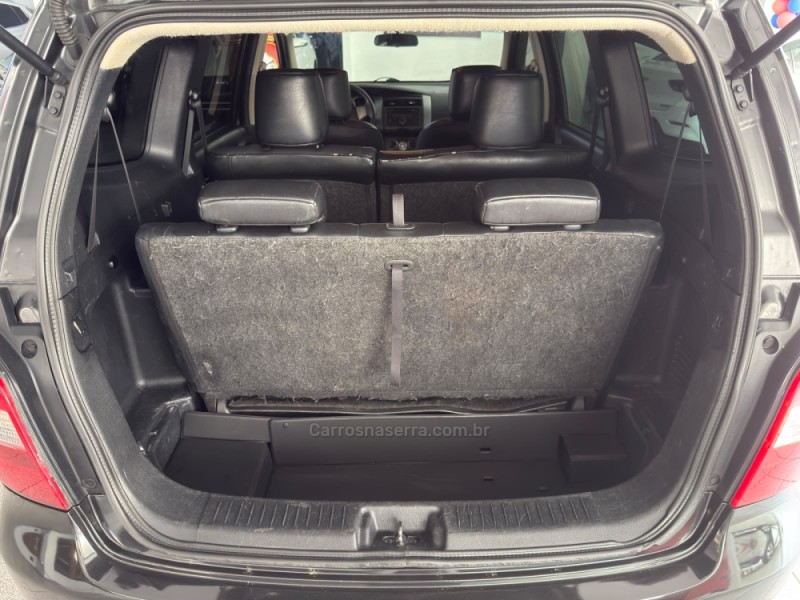 GRAND LIVINA 1.8 SL 16V FLEX 4P AUTOMÁTICO - 2012 - NOVO HAMBURGO
