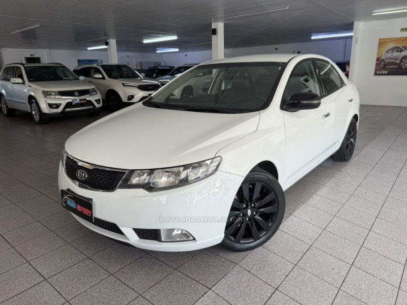 cerato 1.6 e.221 sedan 16v gasolina 4p automatico 2012 novo hamburgo