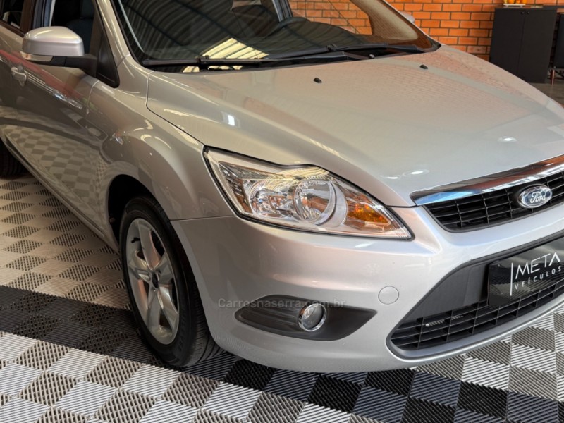 FOCUS 1.6 GLX 16V FLEX 4P MANUAL - 2013 - BENTO GONçALVES