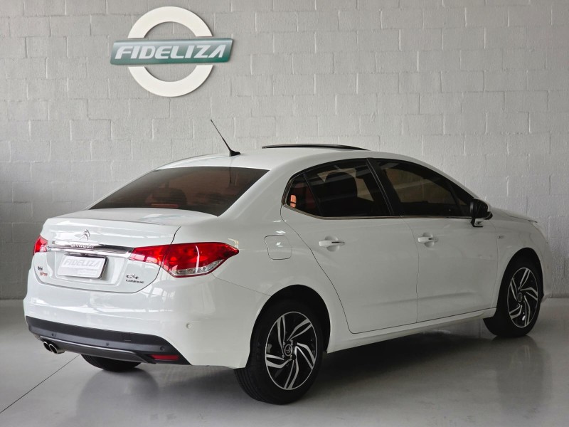 C4 LOUNGE 1.6 EXCLUSIVE 16V TURBO GASOLINA 4P AUTOMÁTICO - 2015 - FARROUPILHA