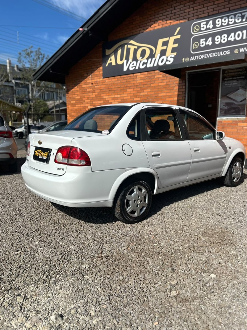 CLASSIC 1.0 MPFI LS 8V FLEX 4P MANUAL - 2011 - CANELA