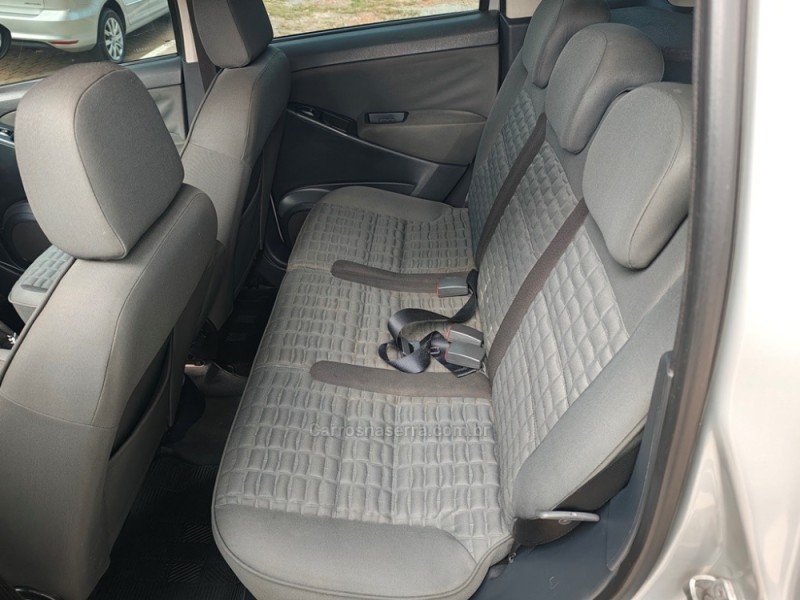 IDEA 1.8 MPI ADVENTURE 8V FLEX 4P AUTOMATIZADO - 2013 - GUAPORé