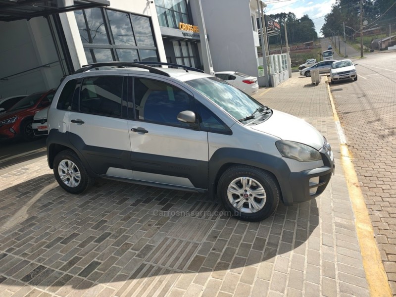 IDEA 1.8 MPI ADVENTURE 8V FLEX 4P AUTOMATIZADO - 2013 - GUAPORé