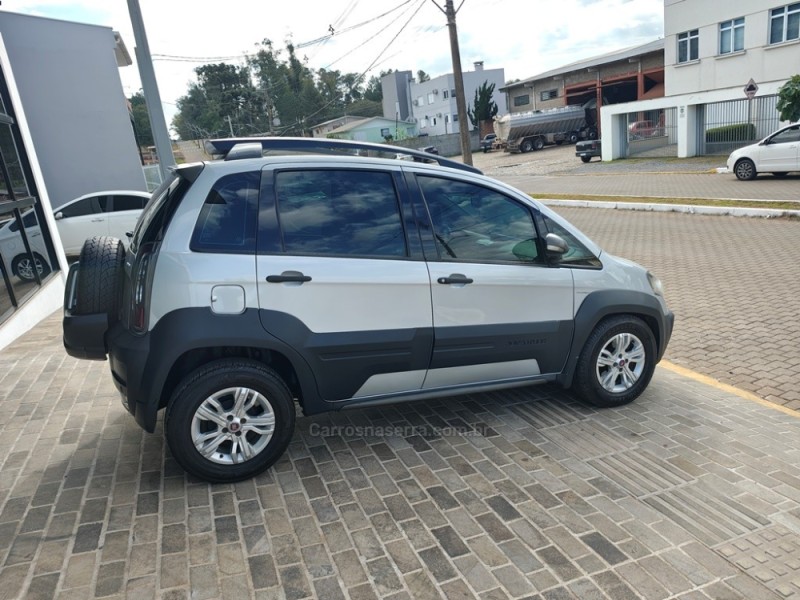 IDEA 1.8 MPI ADVENTURE 8V FLEX 4P AUTOMATIZADO - 2013 - GUAPORé