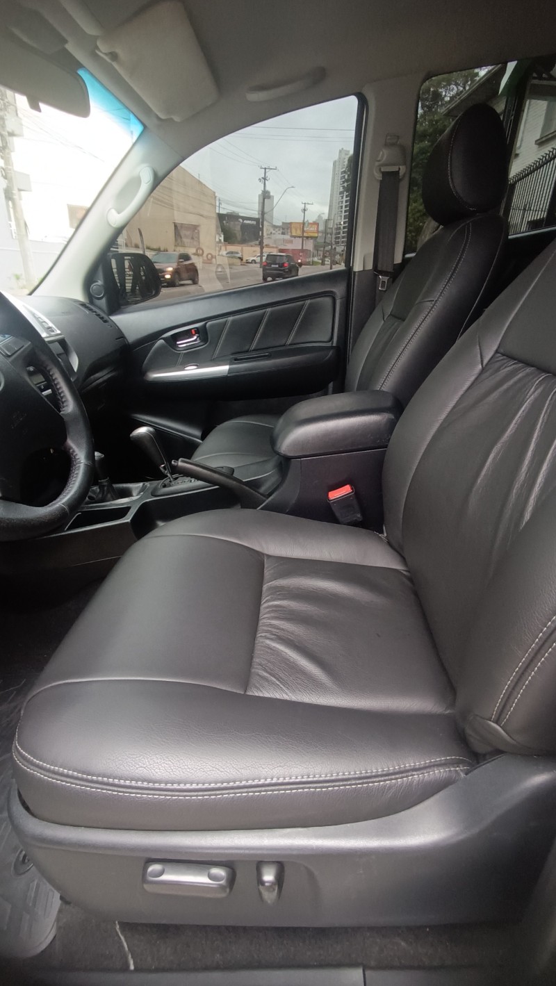 HILUX 3.0 SRV LIMITED EDITION 4X4 CD 16V TURBO INTERCOOLER DIESEL 4P AUTOMÁTICO - 2015 - CAXIAS DO SUL