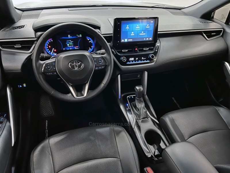 COROLLA 2.0 CROSS XRE 16V FLEX 4P AUTOMÁTICO - 2024 - FLORES DA CUNHA