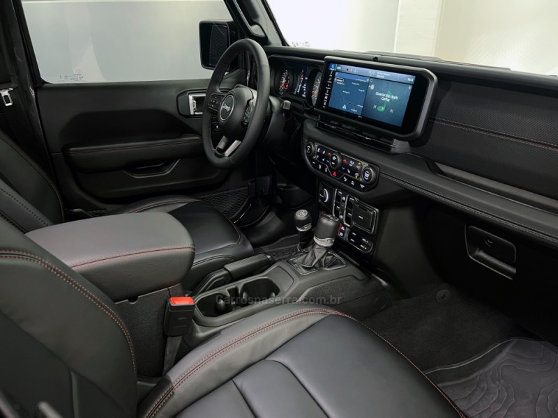 WRANGLER 2.0 RUBICON 4X4 AT8 16V GASOLINA 4P AUTOMÁTICO - 2025 - FLORES DA CUNHA