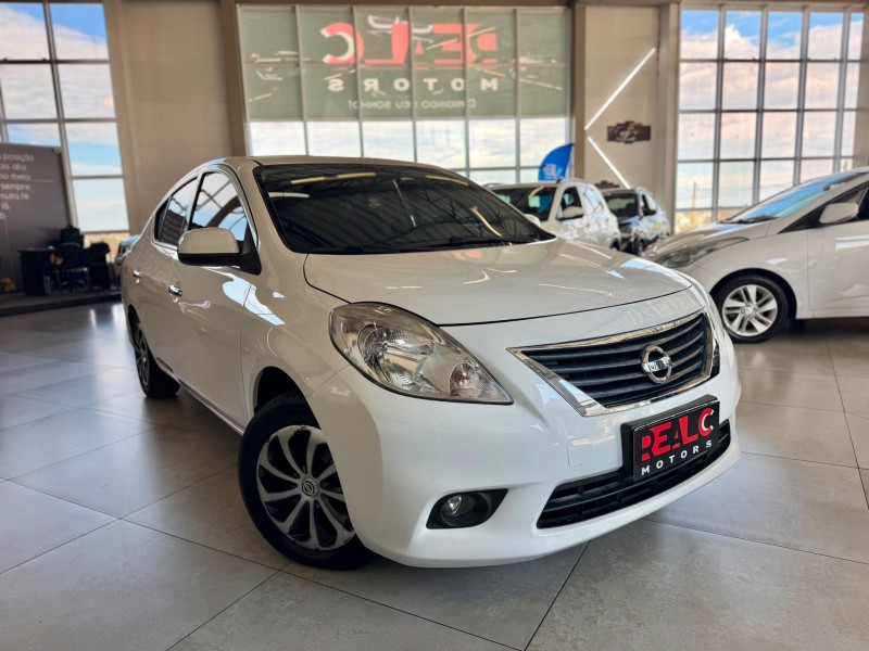 versa 1.6 16v flex sv 4p manual 2014 caxias do sul