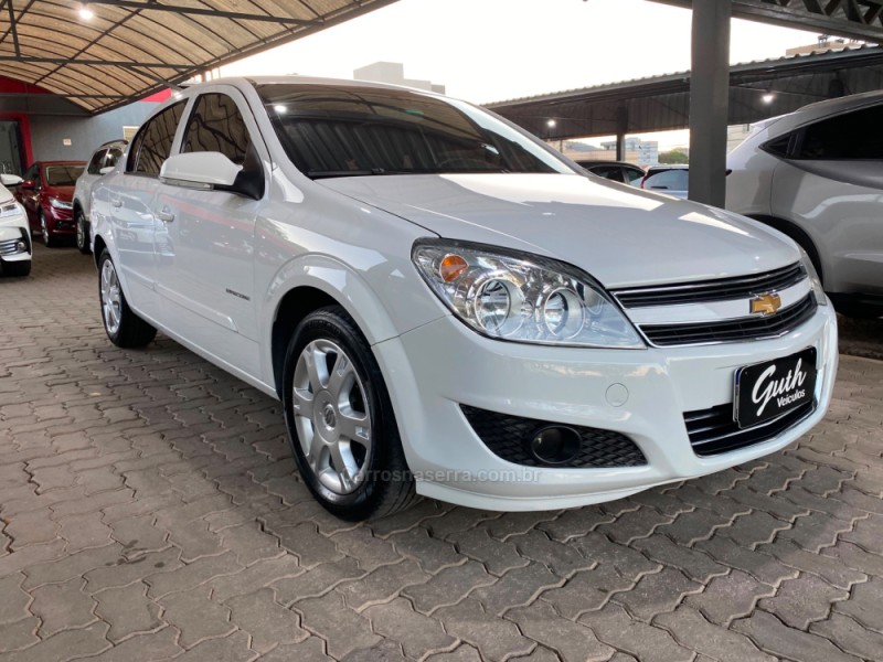 VECTRA 2.0 MPFI EXPRESSION 8V 140CV FLEX 4P MANUAL - 2010 - BOM PRINCíPIO