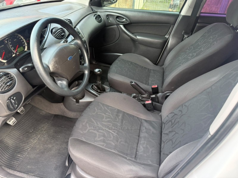 FOCUS 1.6 GL 8V FLEX 4P MANUAL - 2008 - FARROUPILHA
