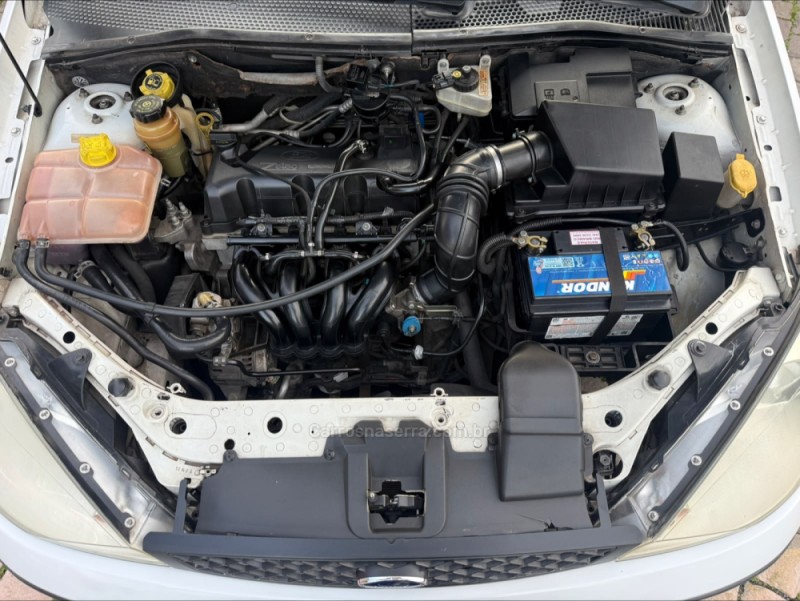FOCUS 1.6 GL 8V FLEX 4P MANUAL - 2008 - FARROUPILHA