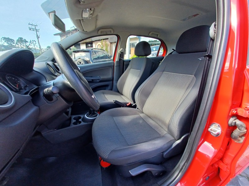 GOL 1.6 MI 8V FLEX 4P MANUAL G.V - 2014 - FLORES DA CUNHA